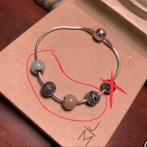 4 Pandora Essence Charms 💗💗